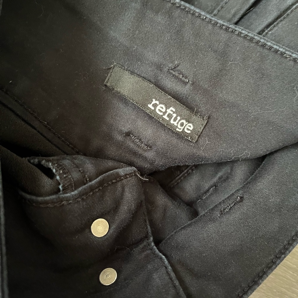 black/navy refuge shorts